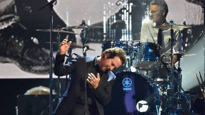 Pearl Jam reunites with original drummer, Dave Krusen, at California show