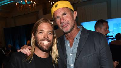 RHCP's Chad Smith joins Matt Cameron in denouncing ﻿'Rolling Stone﻿' magazine's Taylor Hawkins piece